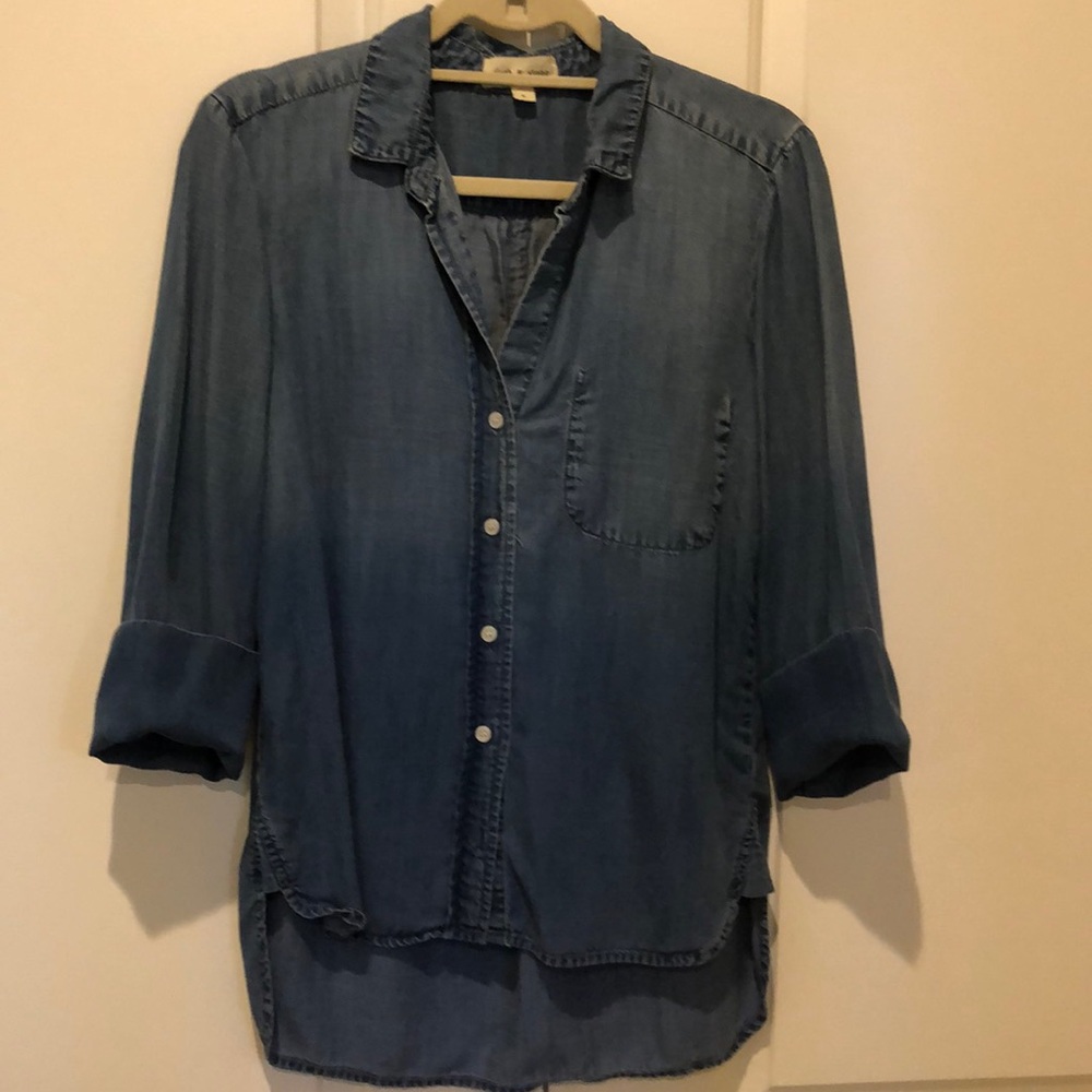Cloth & Stone Chambray shirt